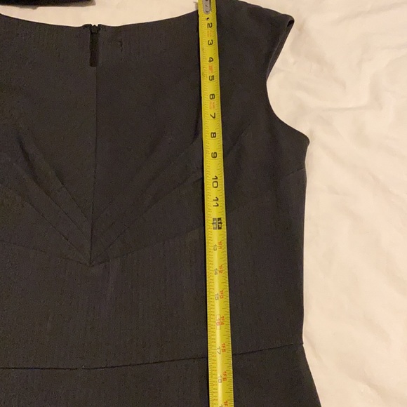 Dress - Picture 3 of 7